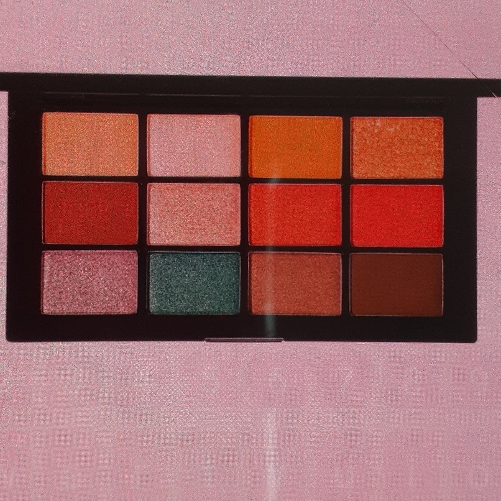 Eyeshadow SOLD OUT - Picture 4 of 4